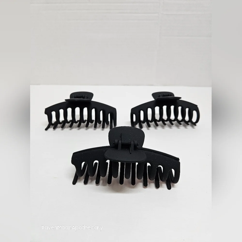 3/15$ Bundle Deal NWOT Hair Clips Black 3 pc